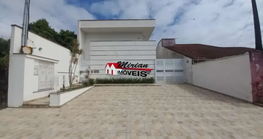 Apartamento 01 dormitório, sala de estar, cozinha americana, wc, 01 vaga