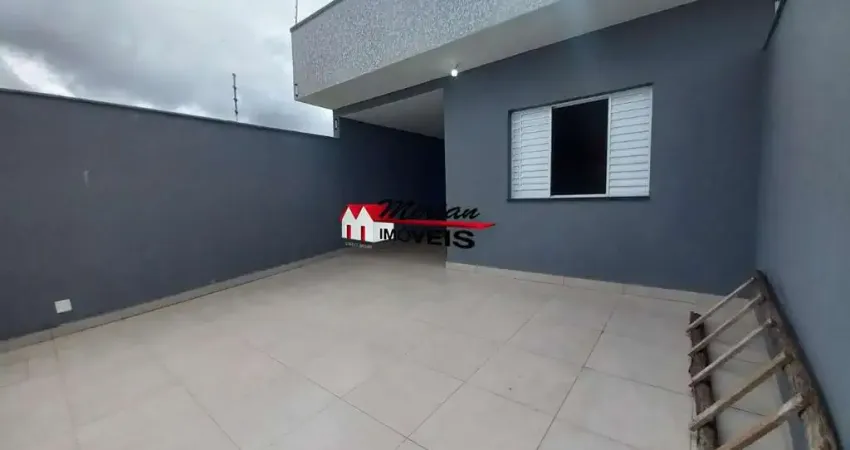 Linda casa (nova) 3 dormitórios (1 suíte), sala, cozinha, piscina, churrasqueira, 2 vagas