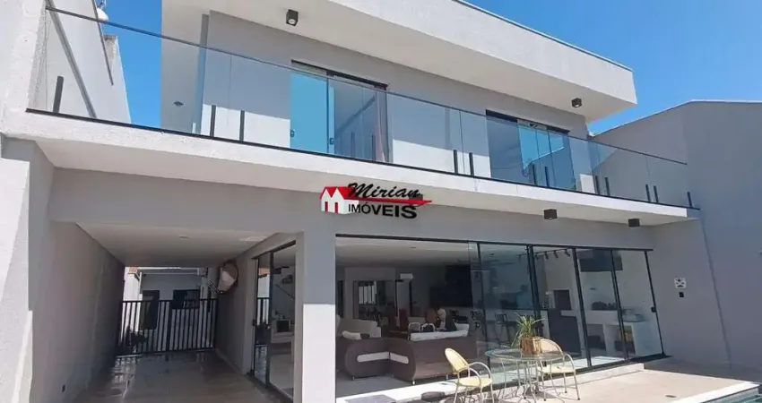 Casa de luxo à venda em peruíbe-sp, 6 quartos, 6 suítes, 3 salas, 8 banheiros, 3 vagas de garagem!piscina