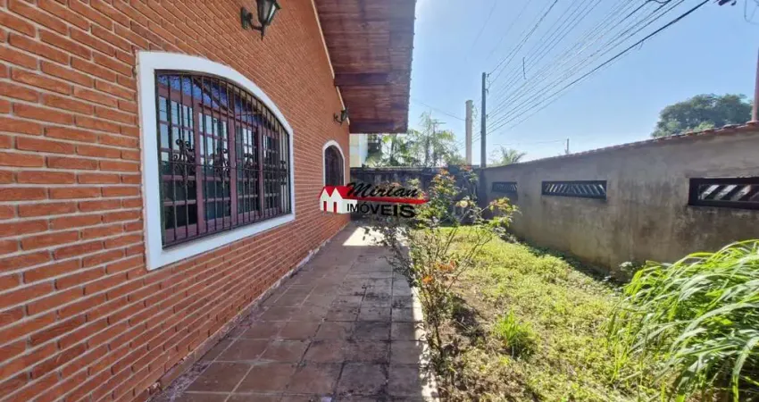 Casa a venda em peruibe 4 quartos sendo 2 suites 435m2 de terreno proximo ao centro stella maris