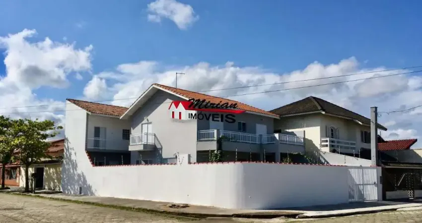 Sobrado a venda em peruibe cidade nova peruibe com 5 quartos sendo 1 suite apenas 100 metros da praia 264m2