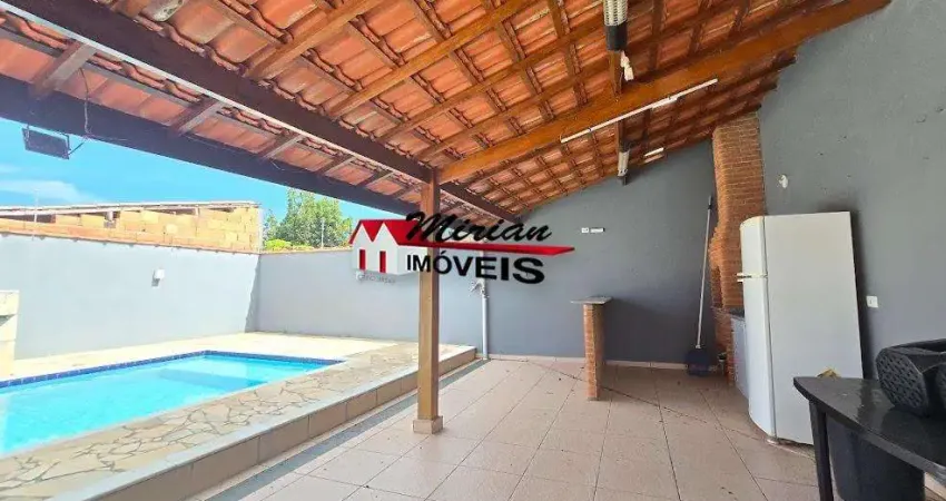 Casa terrea a venda em peruibe 3 quartos sendo 1 suite piscina 700 metros da praia em peruibe sua casa de praia