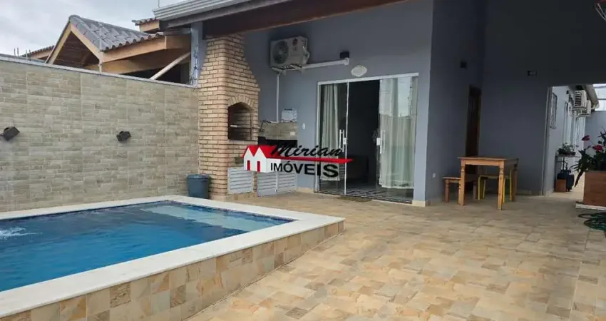 Linda casa 2 dts(sendo 1 suíte), varanda gourmet, piscina, 2 vagas