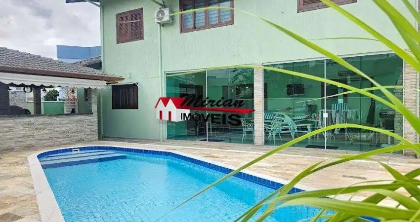 Sobrado a venda em peruibe condominio fechado jardim tres marias com 4 suites