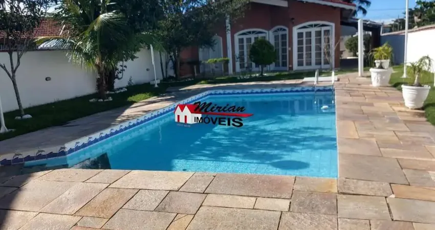 Casa com 3 quartos à venda na Edson Vieira Carreira, 513, Parque Balneário Oásis, Peruíbe