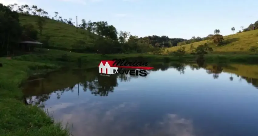 Fazenda com 968.000m2 em registro com 3 lagos e local para criação de peixes