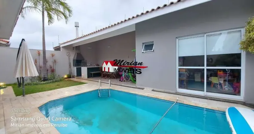 Sobrado super bem localizado proximo ao centro de peruibe, com piscina 3 suites stella maris