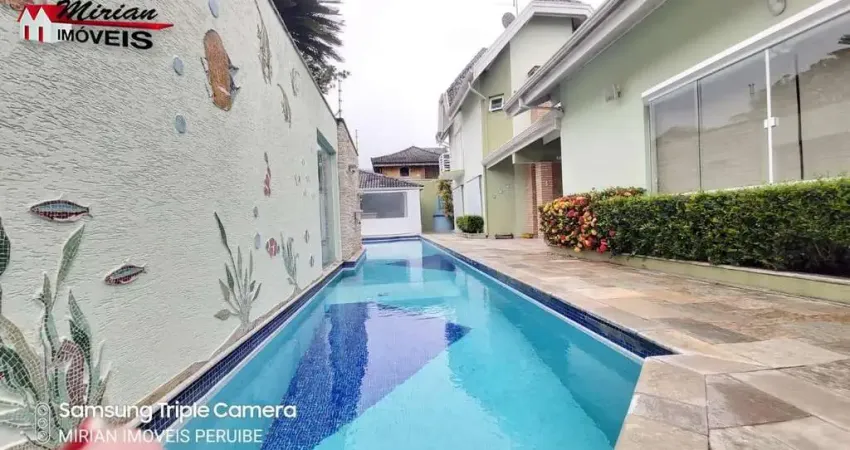 Sobrado a venda em peruibe 100 metros da praia com piscina 600m2 de  terreno bairro nobre na mirian imoveis vc encontra  o imóvel que procura