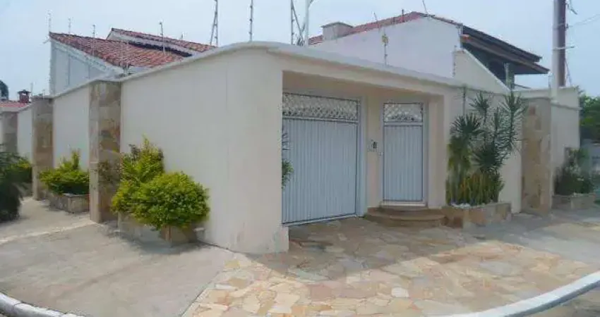 Casa com 3 quartos à venda na Rua Cel Helio Franco Chaves, 338, Parque Balneário Oásis, Peruíbe