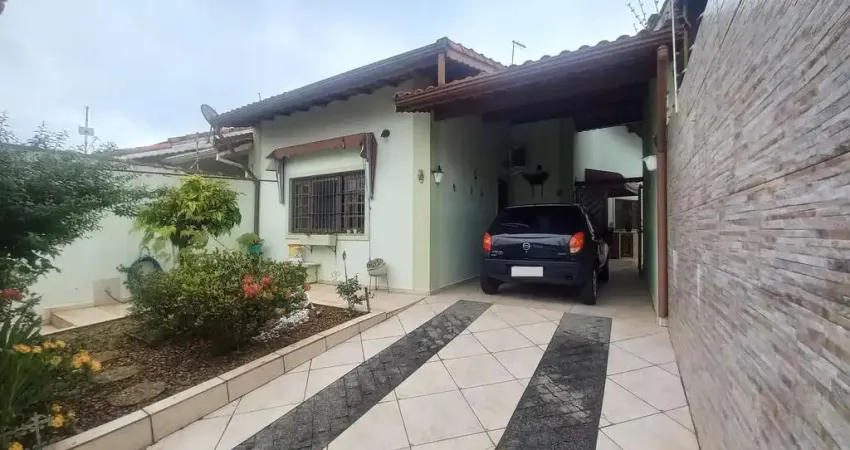 Casa com 2 quartos à venda na Rua Madeira, 86, Cidade Nova Peruibe, Peruíbe