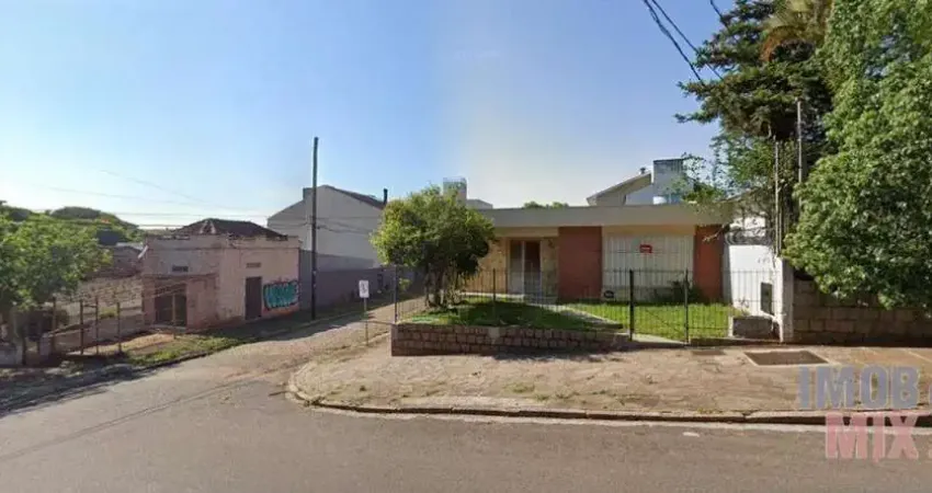 Terreno à venda na Avenida Brasília, 257, Vila Ipiranga, Porto Alegre