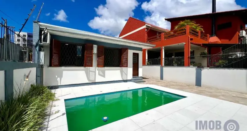 Casa com 3 quartos à venda na Avenida Engenheiro Ary de Abreu Lima, 311, Jardim Europa, Porto Alegre