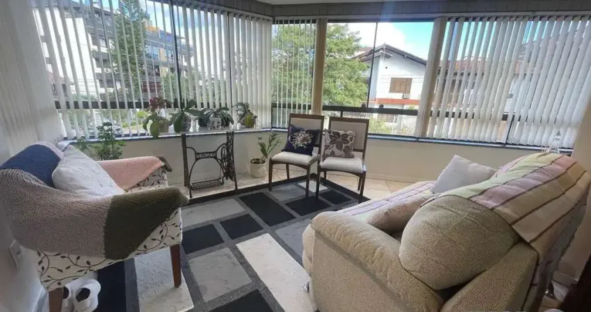 Apartamento com 3 quartos à venda na Rua Irmão Augusto, 85, Jardim Lindóia, Porto Alegre