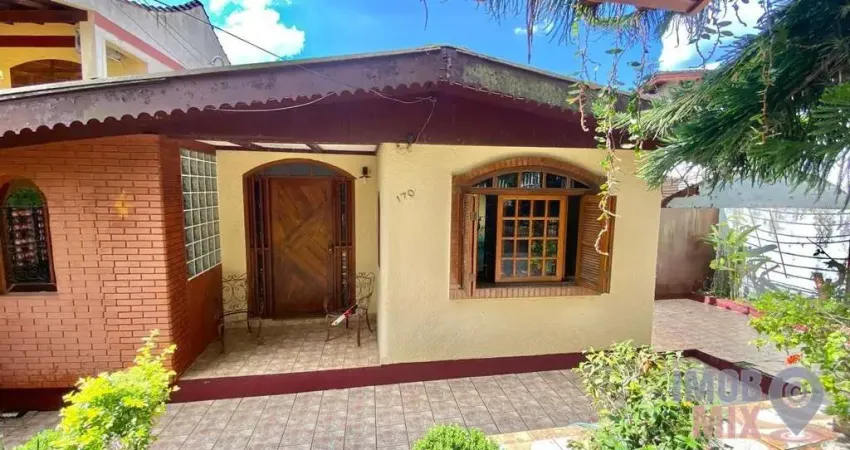 Casa com 3 quartos à venda na Rua José Pereira de Borba, 170, Jardim Leopoldina, Porto Alegre