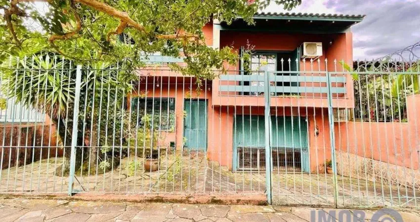 Casa com 3 quartos à venda na Capiberibe, 128, São Sebastião, Porto Alegre