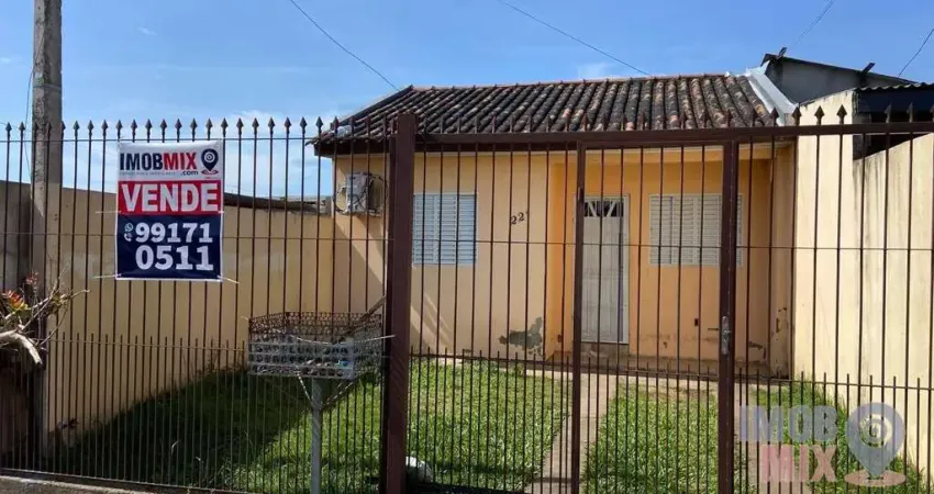 Casa com 2 quartos à venda na Rua Carmine Severino, 221, Mário Quintana, Porto Alegre