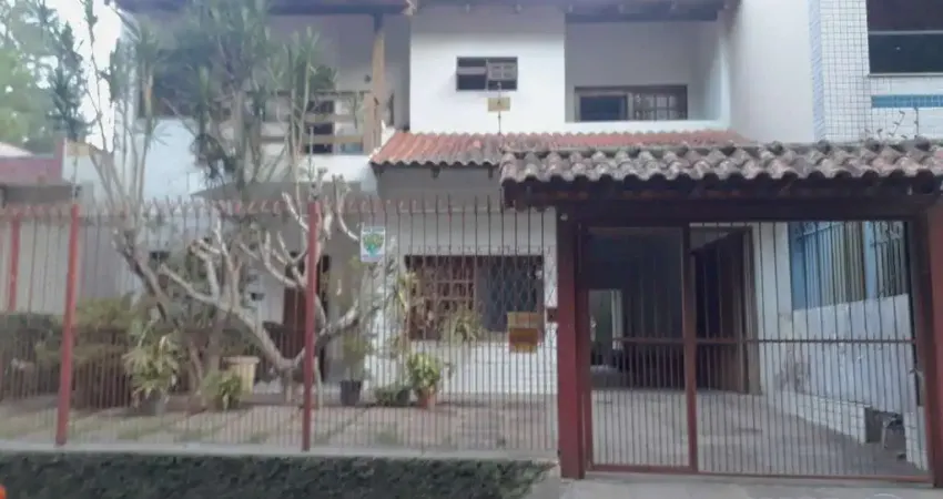 Casa com 4 quartos à venda na Rua Valença, 127, Vila Ipiranga, Porto Alegre