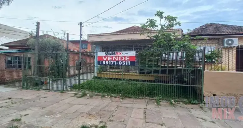 Casa com 3 quartos à venda na Rua Gomes de Freitas, 62, Jardim Itu Sabará, Porto Alegre