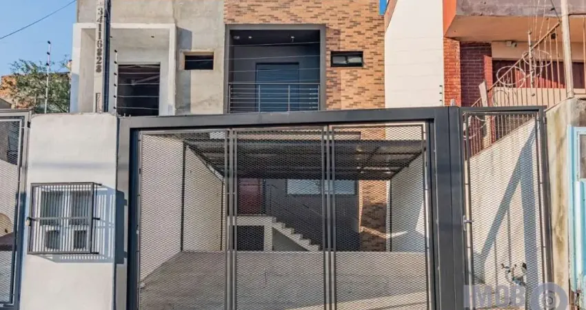 Casa com 3 quartos à venda na Rua Matias José Bins, 1217, Chácara das Pedras, Porto Alegre