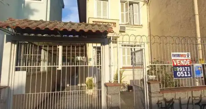 Casa com 4 quartos à venda na Rua Conselheiro Travassos, 544, Floresta, Porto Alegre