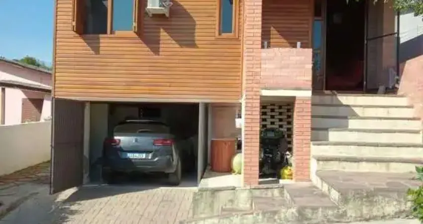 Casa com 2 quartos à venda na Estrada Pedreira I, 174, Lomba do Pinheiro, Porto Alegre