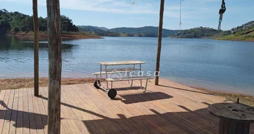 Chácara com 3 dormitórios à venda, 4000 m² por R$ 3.300.000,00 - Rosa Helena - Igaratá/SP