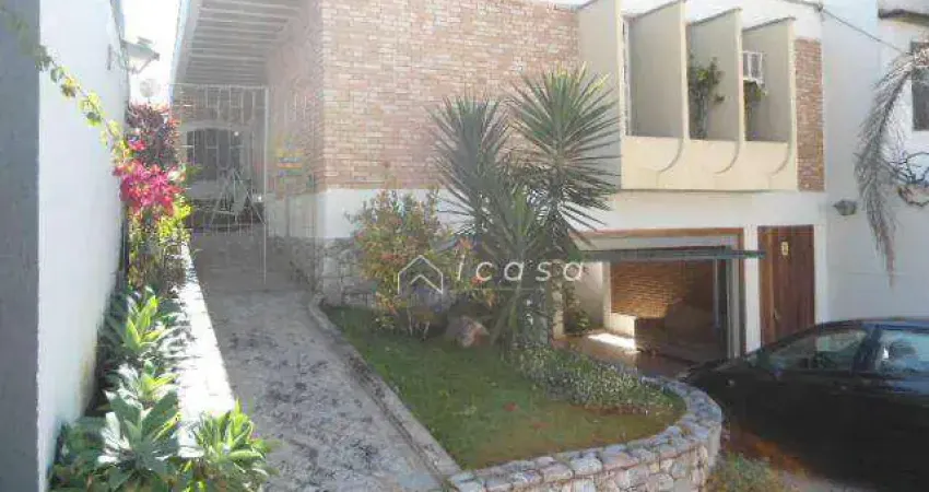 Casa com 5 dormitórios à venda, 217 m² por R$ 750.000,00 - Jardim Santa Clara - Taubaté/SP