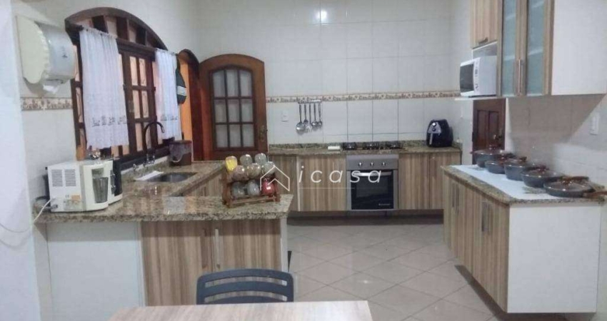 Sobrado com 3 dormitórios à venda, 220 m² por R$ 440.000,00 - Borda da Mata - Caçapava/SP