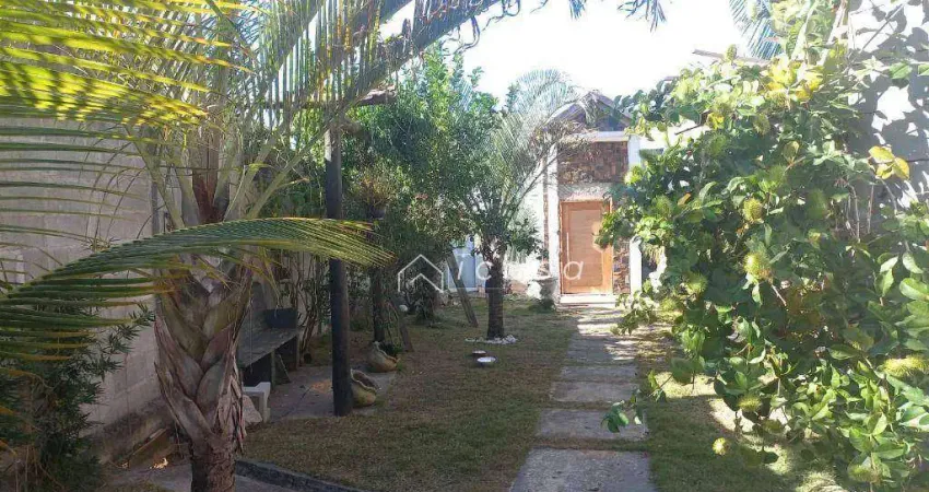 Sobrado com 3 dormitórios à venda, 400 m² por R$ 470.000,00 - Vila Medeiros - Caçapava/SP