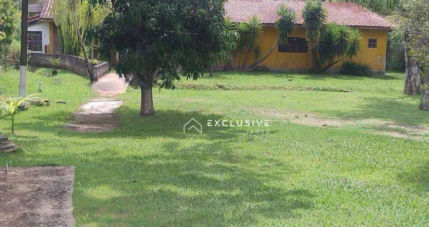 Chácara com 3 suítes à venda, 2600 m² por R$ 850.000 - Zona Rural - Caçapava/SP