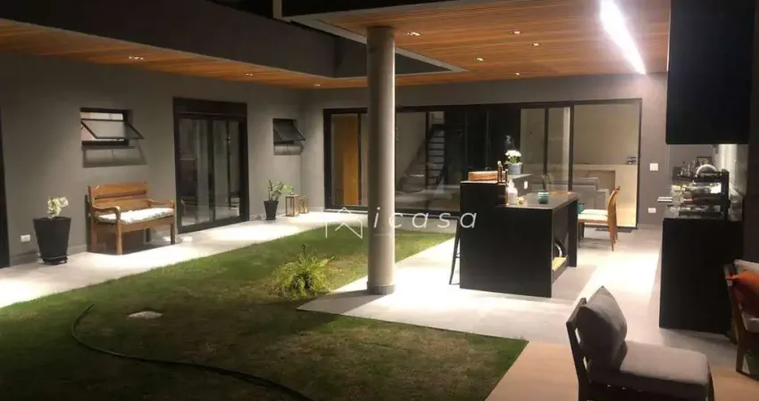 Casa com 3 dormitórios à venda, 310 m² por R$ 3.500.000,00 - Urbanova - São José dos Campos/SP