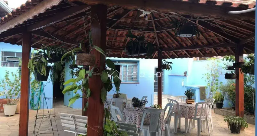 Casa com 3 dormitórios, 350 m² - venda por R$ 1.400.000,00 ou aluguel por R$ 4.000,00/mês - Centro - Caçapava/SP