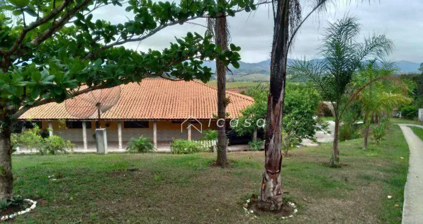Chácara com 4 dormitórios à venda, 3000 m² por R$ 700.000,00 - Recanto do Sol - Caçapava/SP
