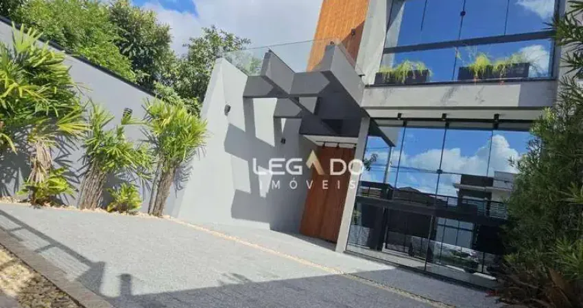 Casa com 3 dormitórios à venda, 122 m² por R$ 745.000,00 - Jardim Iririú - Joinville/SC