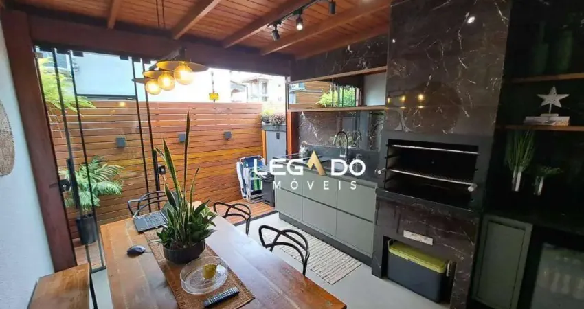 Sobrado semi mobiliado com 2 suítes à venda, 106 m² por r$ 650.000 - iririú - joinville/sc