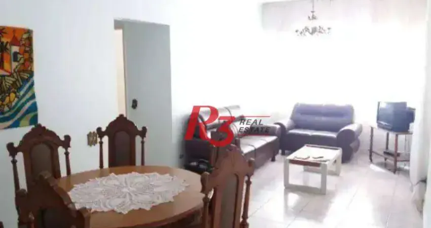 Apartamento de 2 quartos à venda em frente à  praia.