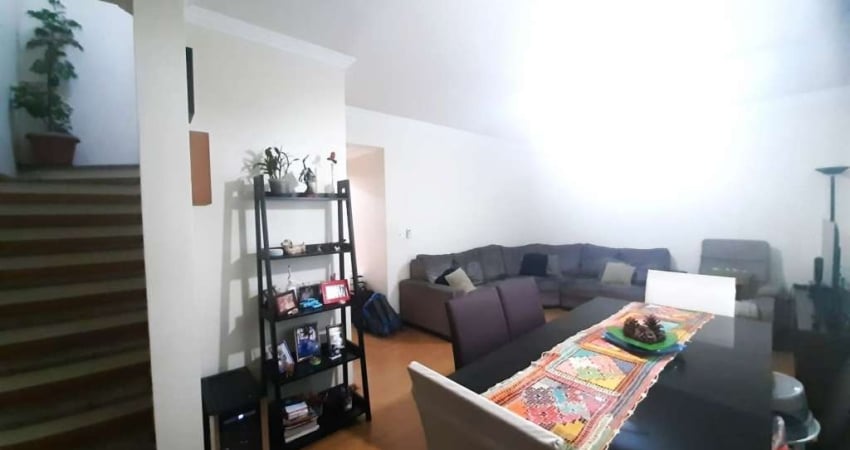 Casa Village à venda, 3 quartos (1 suíte), 2 vagas, 144 m², Marapé, Santos SP