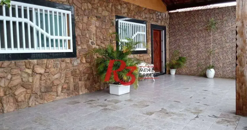 Casa com 2 dormitórios à venda, 118 m² por R$ 450.000,00 - Tupi - Praia Grande/SP