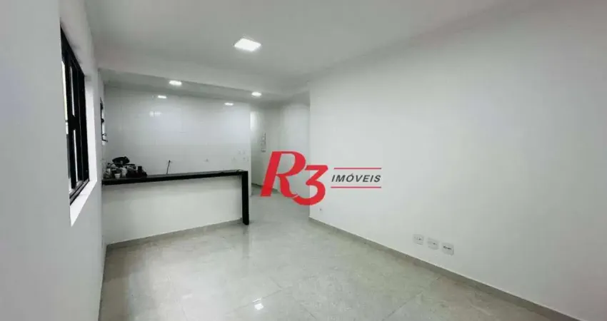 Sobrado com 3 dormitórios à venda, 160 m² por R$ 950.000,00 - Embaré - Santos/SP
