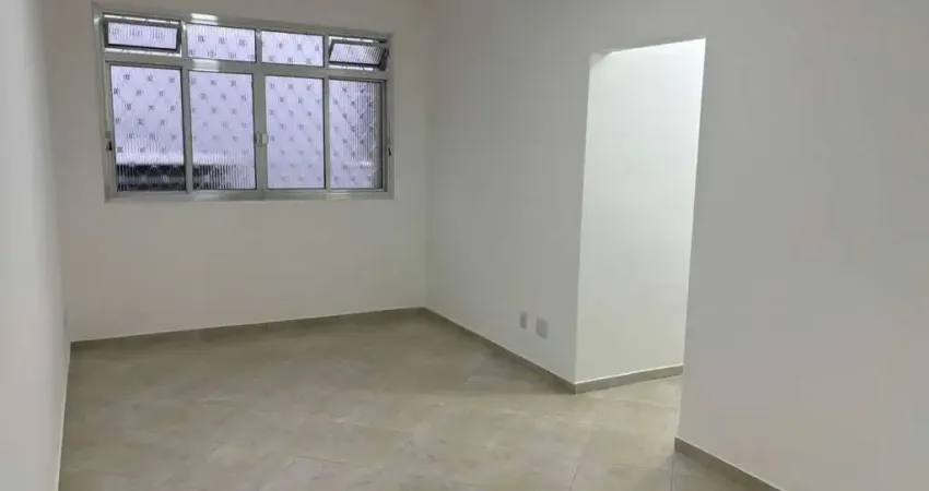 Apartamento com 2 dormitórios à venda, 70 m² por R$ 275.000,00 - Vila Matias - Santos/SP