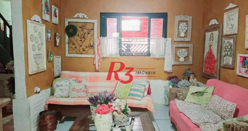 Sobrado à venda, 220 m² por R$ 690.000,00 - Vila Matias - Santos/SP