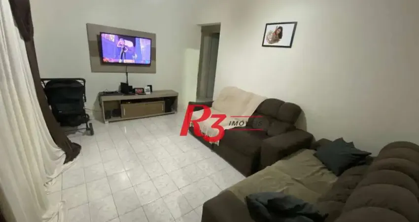 Apartamento de 2 quartos no Embaré