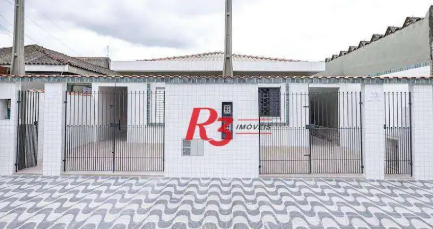 Casa com 2 dormitórios à venda, 120 m² por R$ 375.000,00 - Vila Nossa Senhora de Fátima - São Vicente/SP