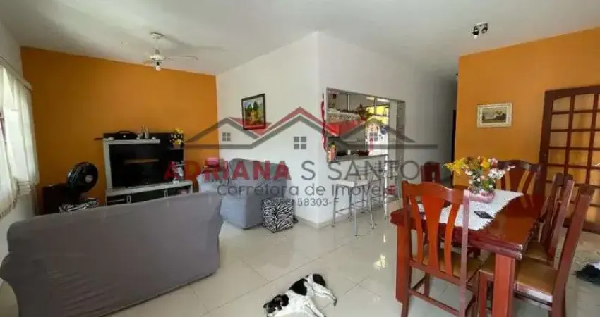 Casa com 3 quartos à venda na rua perto da praia, 23, Balneário Três Marias, Peruíbe