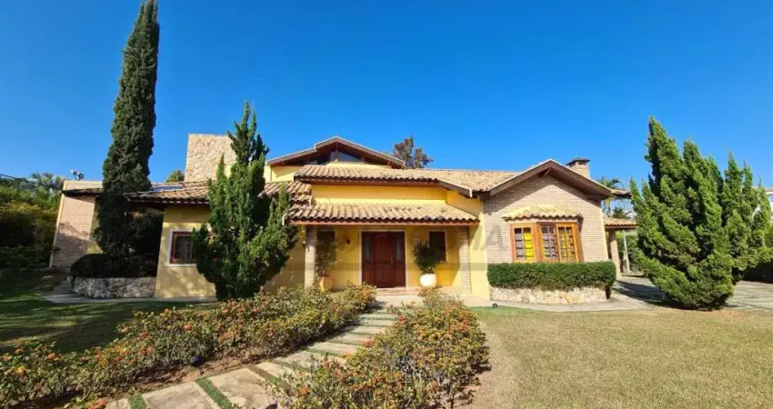 Casa com 4 dormitórios à venda, 500 m² por R$ 2.500.000,00 - Condomínio Haras Paineiras - Salto/SP