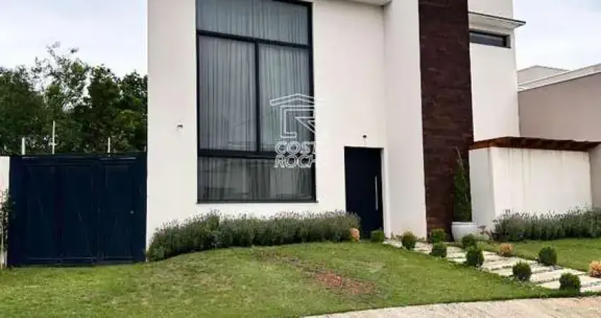 Casa com 2 dormitórios à venda, 157 m² por R$ 950.000,00 - Condomínio Guarujá - Salto/SP