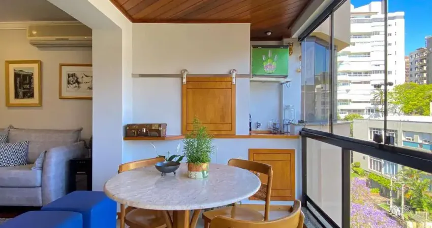 Apartamento 3 dormitório, 2 vagas e depósito a poucos metros do parcão