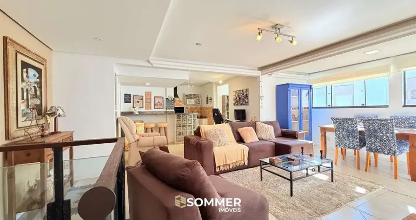 Cobertura Semimobiliada com Vista Panorâmica em Porto Alegre