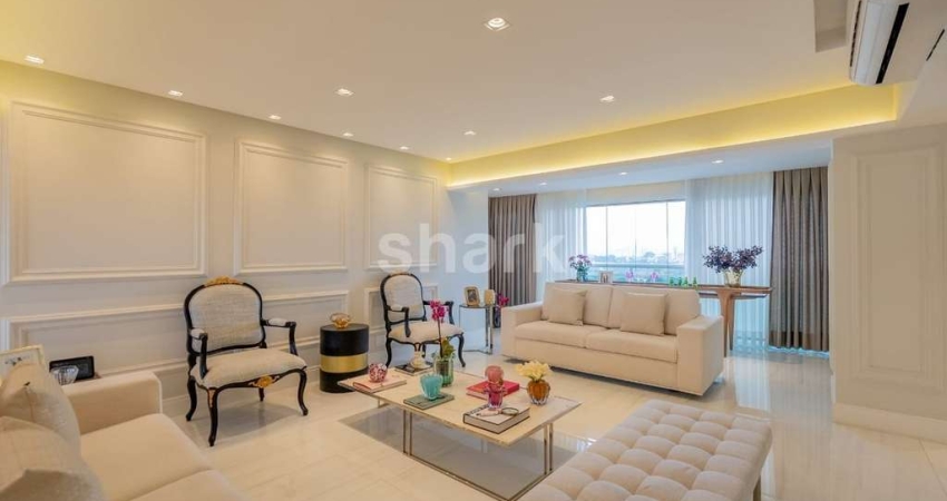 Apartamento para venda por R$ 4.700.000,00 em Alphaville, Santana de Parnaíba-SP