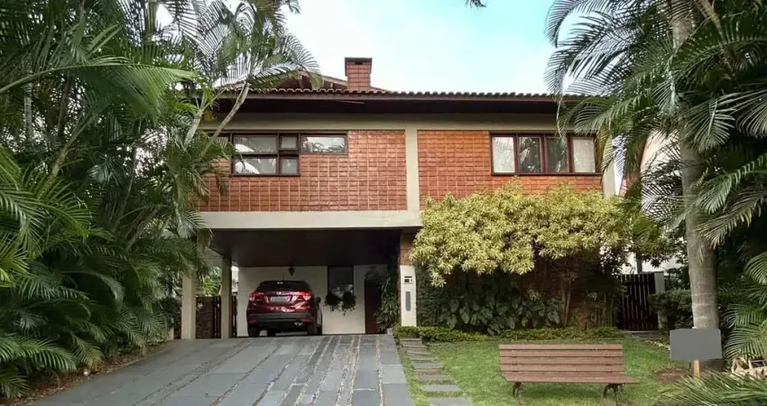 Casa para venda por R$ 2.600.000,00 em Alphaville - SP